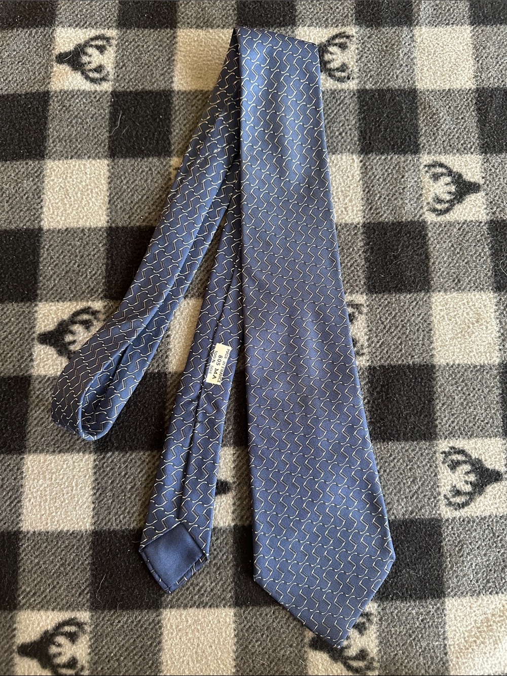 Hermes Navy Blue Silk Tie with Interlocking Pattern